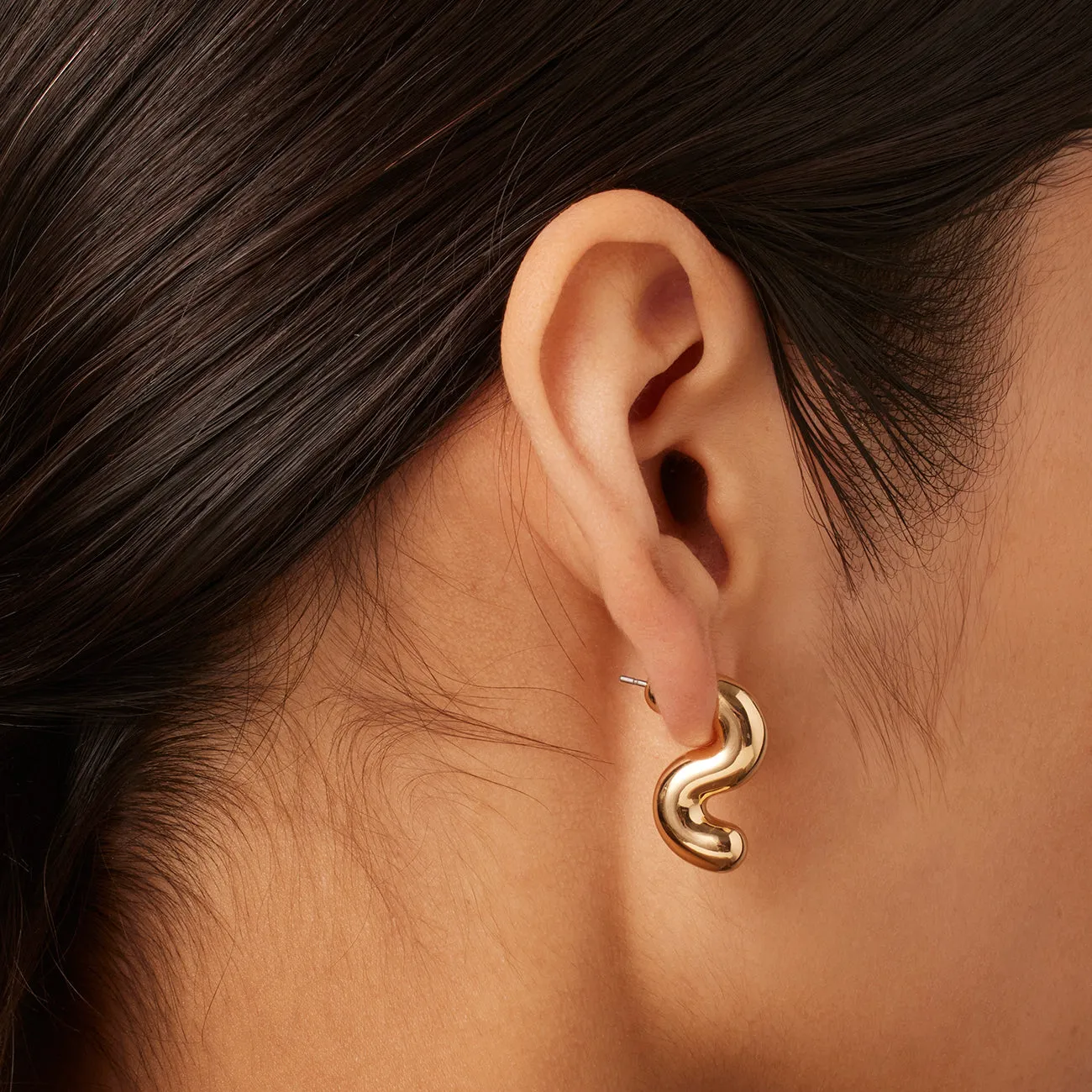 14K Gold Ola S-Shaped Mini Earrings