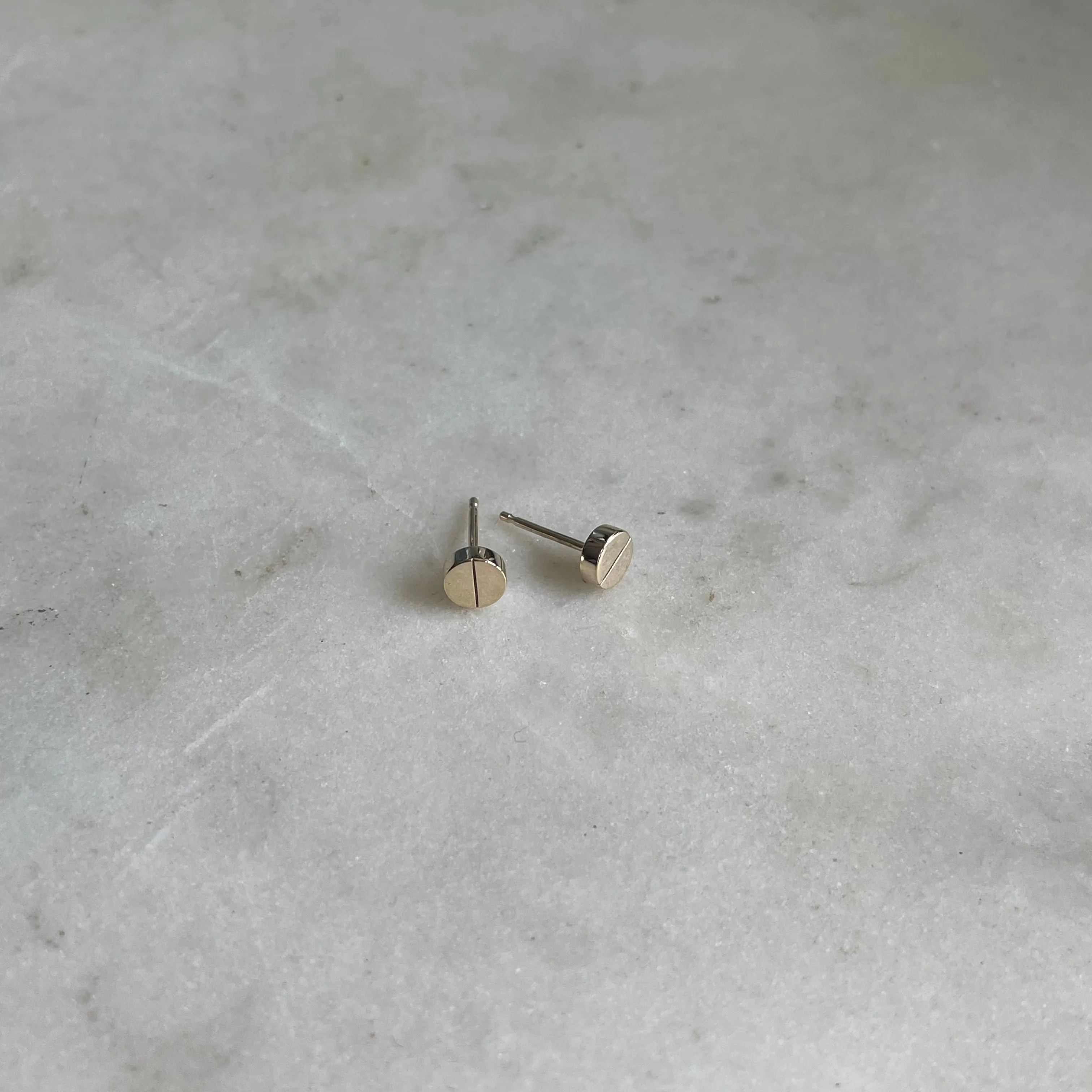 14K GOLD STUDS — GEOMETRIC