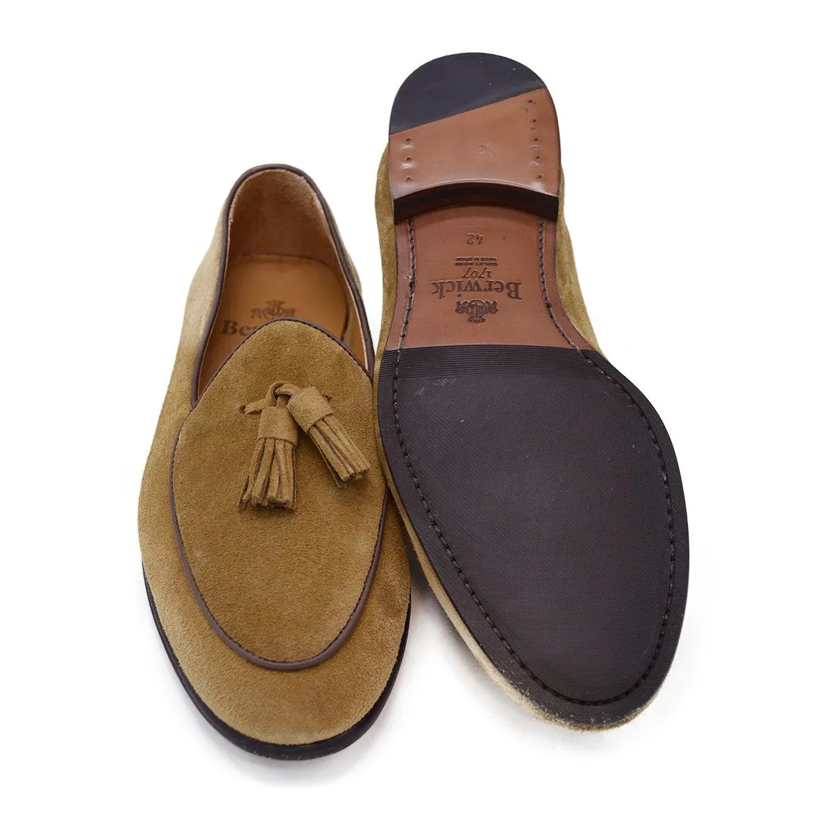 Berwick 1707 Tassel Belgian Loafer (5084) -Kudu Reverse Suede In Peanut