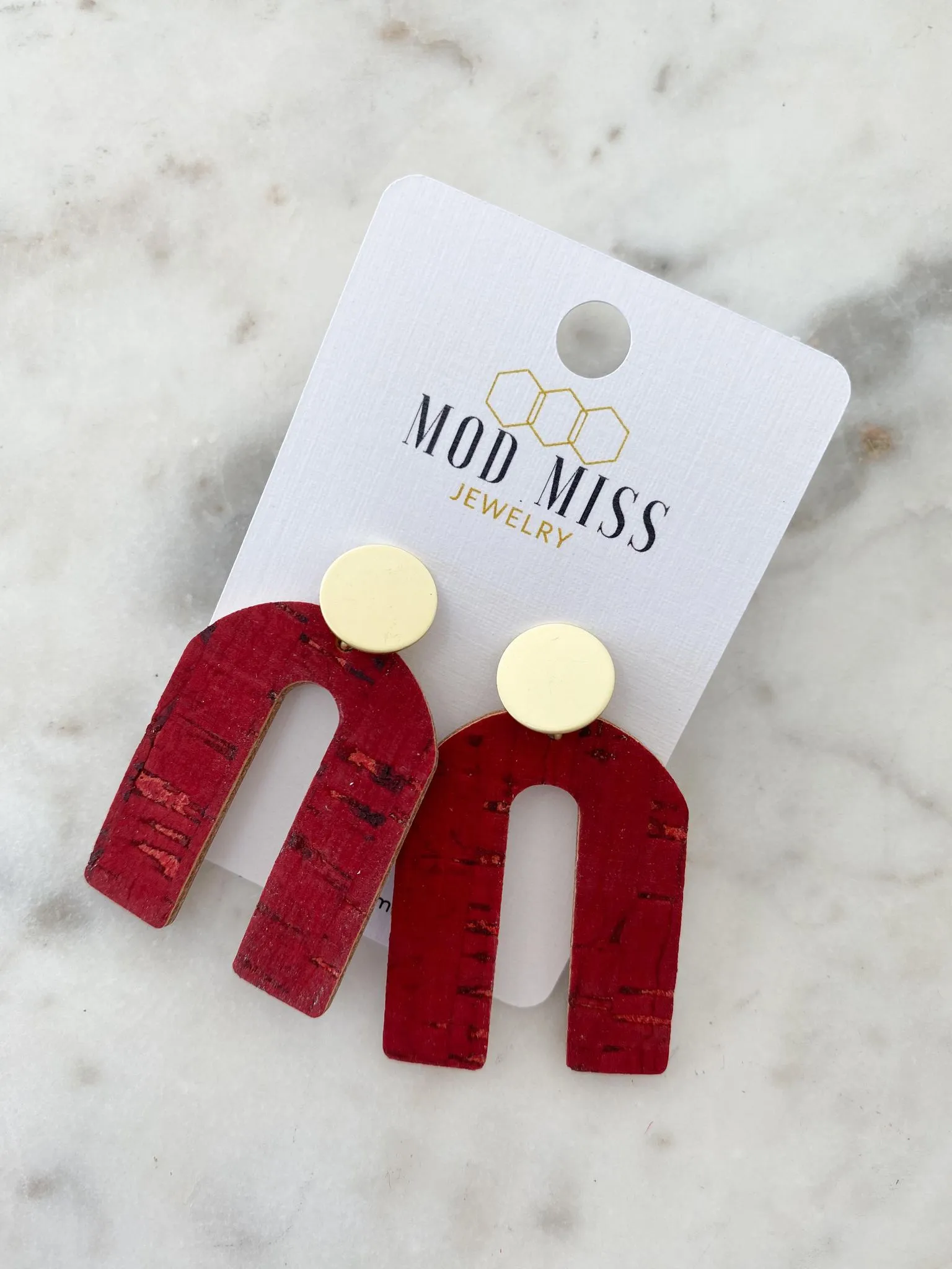 Cork Leather Arch Earring Red 