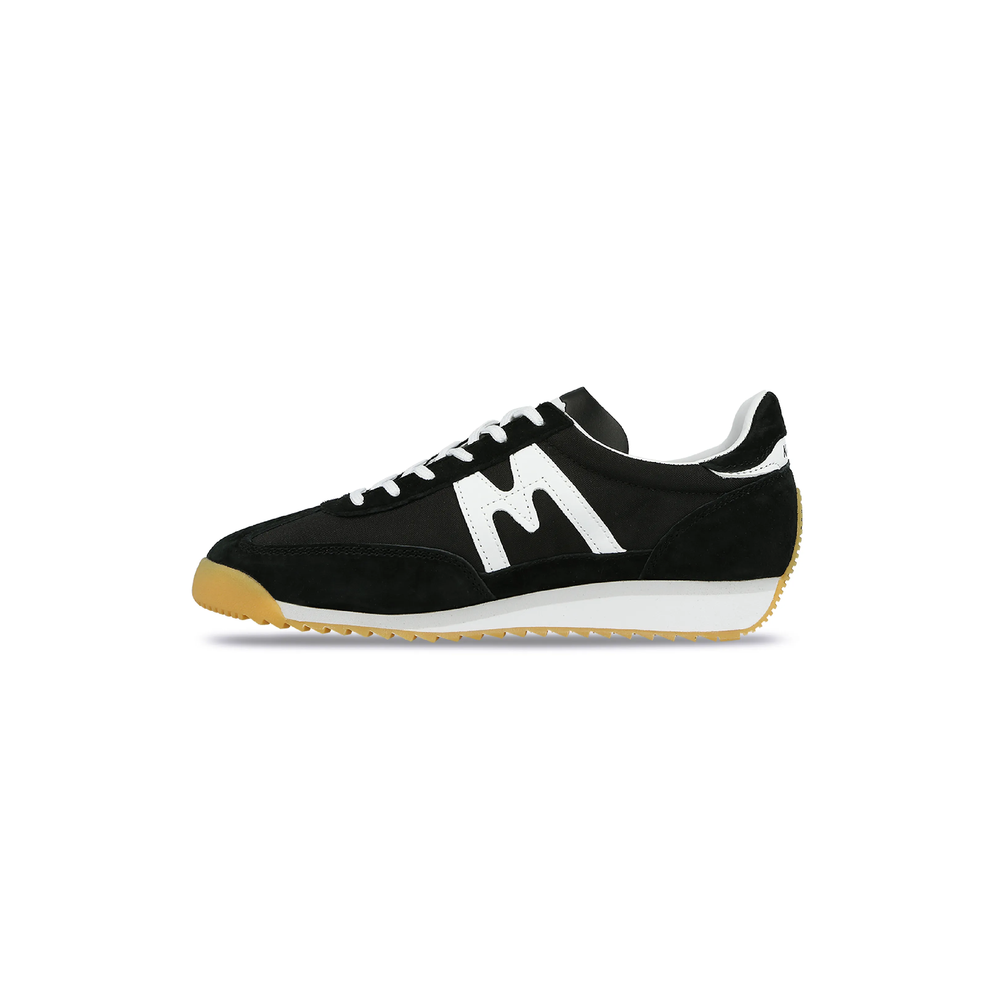 Karhu Mestari Black / White