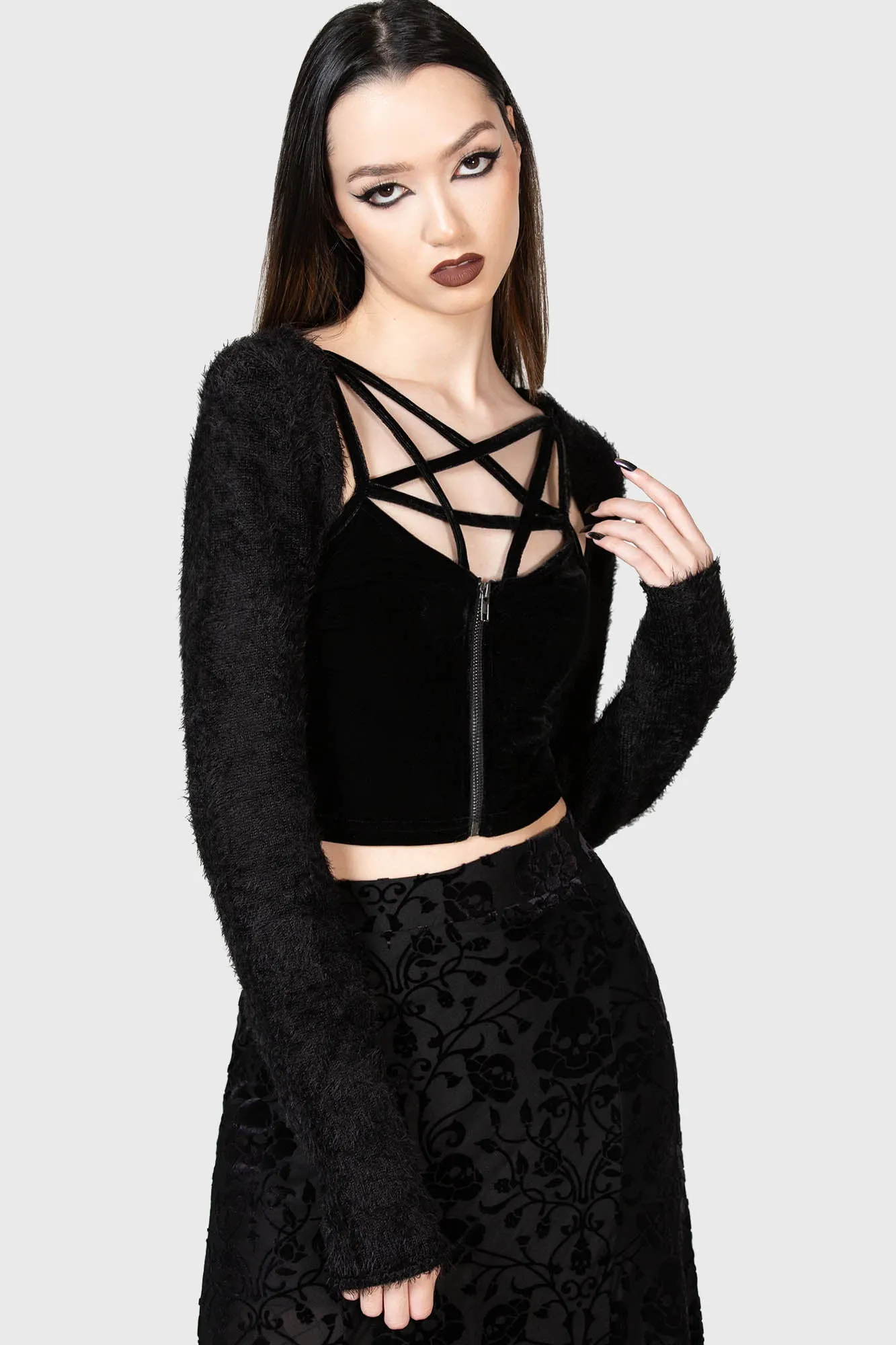 Lune Shrug