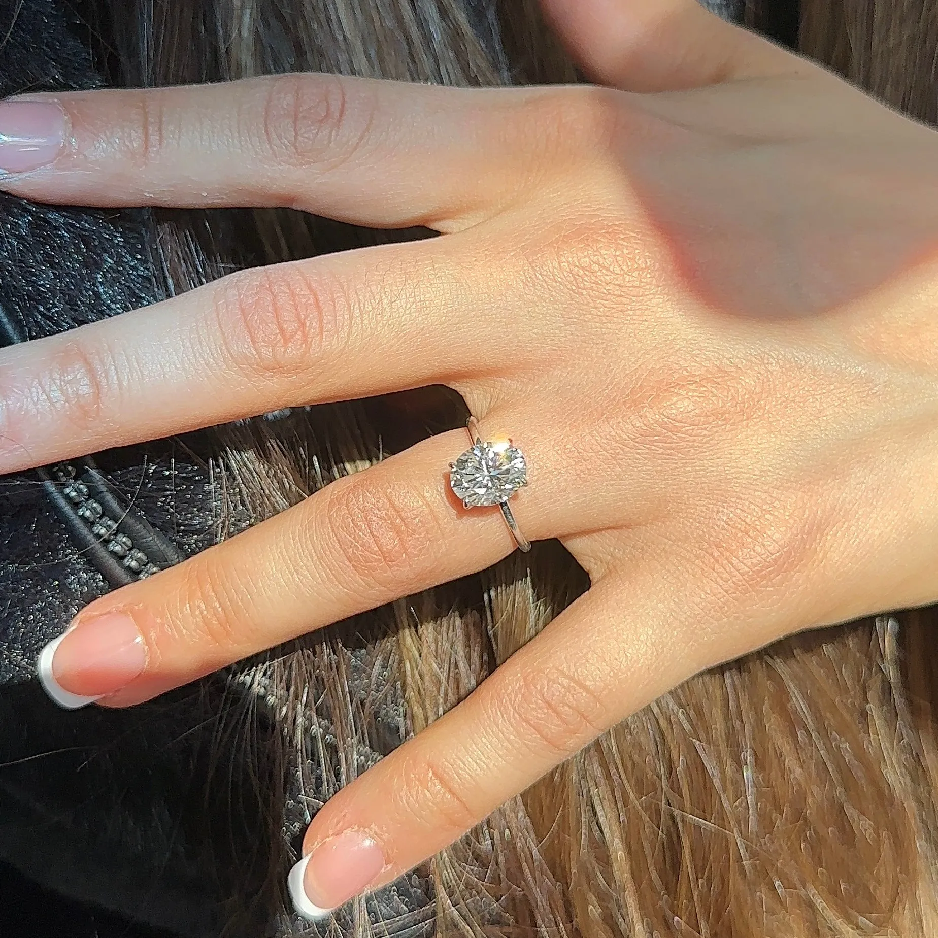 MIRANDA MOISSANITE RING