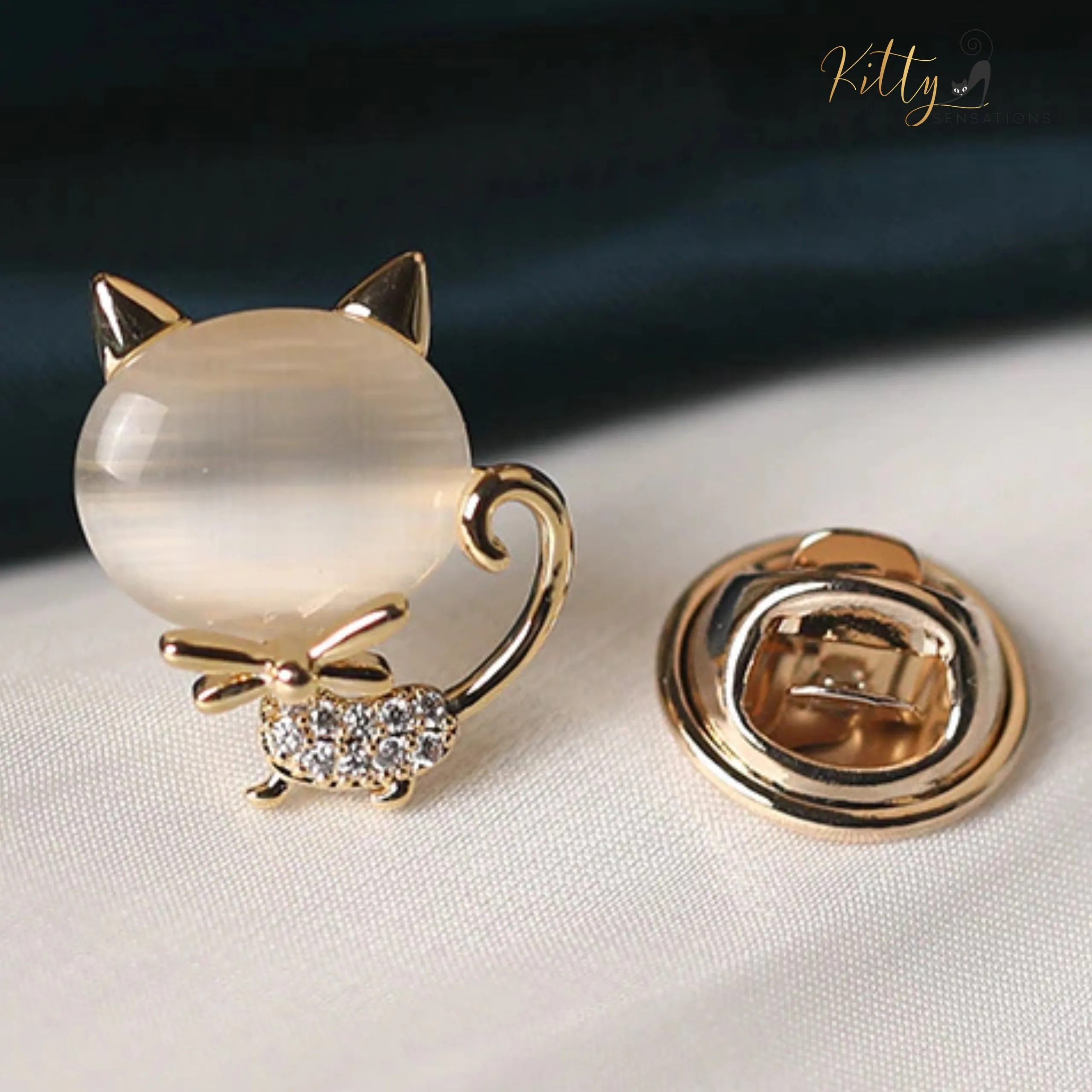 Natural Opal Bow Cat CZ Brooch/Lapel Pin