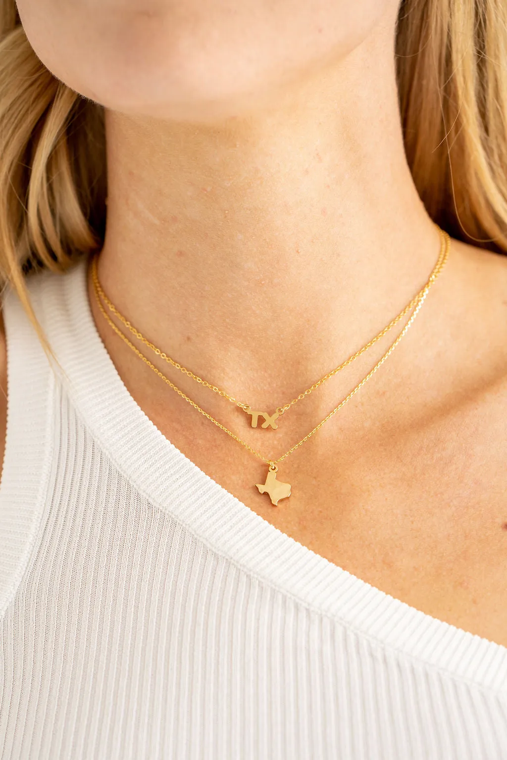 Texas Hammered Necklace Gold