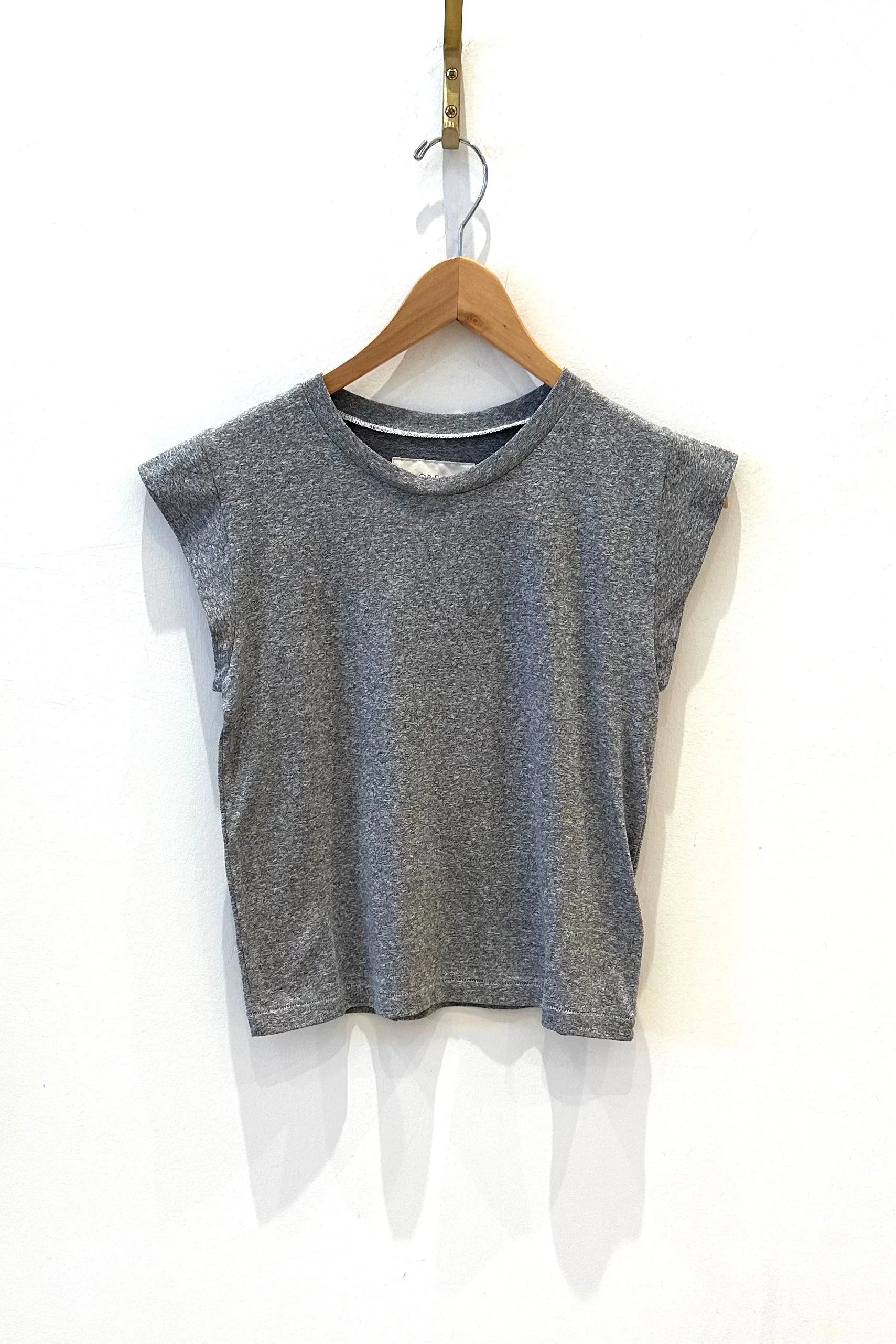 THE PEAK SHOULDER TEE