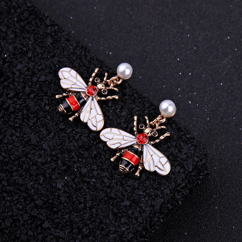 Vivid Enamel Bee Drop Insect Earring - 2 Colors