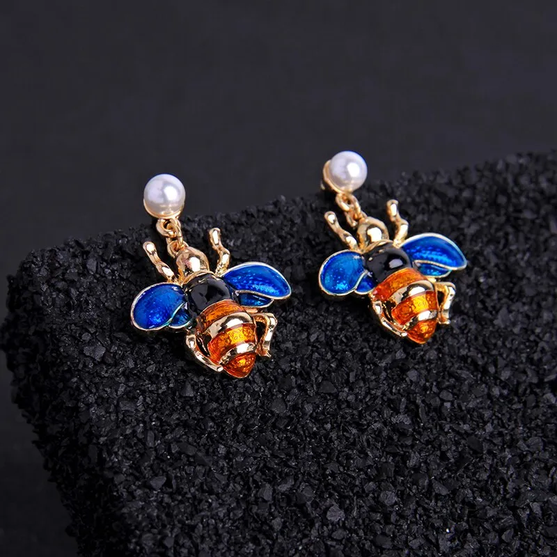 Vivid Enamel Bee Drop Insect Earring - 2 Colors