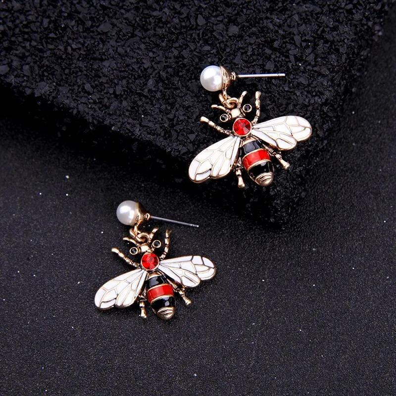 Vivid Enamel Bee Drop Insect Earring - 2 Colors